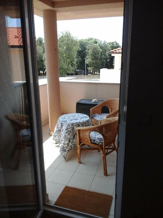 Maestral Apartamento Banjole Exterior foto